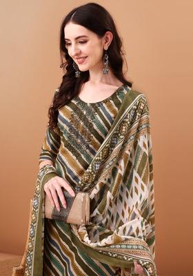 Green Printed Cotton Straight Kurta Set