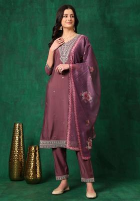 Mauve Embroidery Chanderi Kurta Set