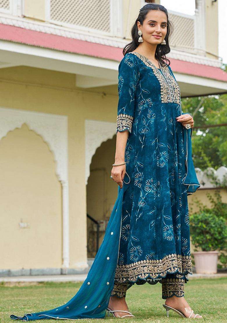 Teal Embroidery Rayon Kurta Set - Indya