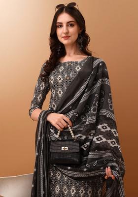 Grey Embroidery Cotton Kurta Set