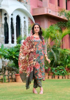 Green Embroidery Rayon Kurta Set