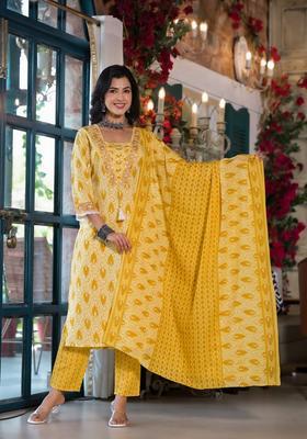 Multicolor Embroidery Rayon Kurta Set