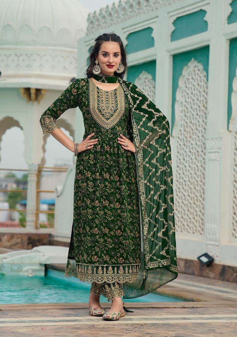 Green Embroidered Rayon Straight Kurta Set - Indya