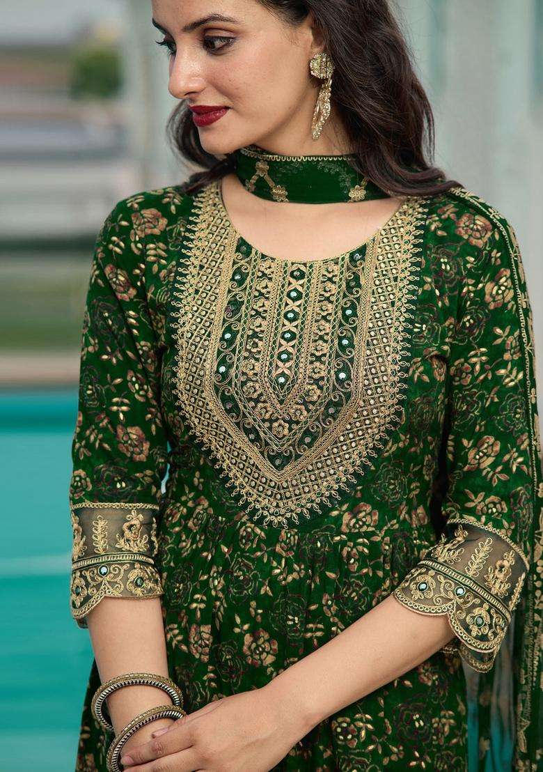 Green Embroidered Rayon Straight Kurta Set - Indya
