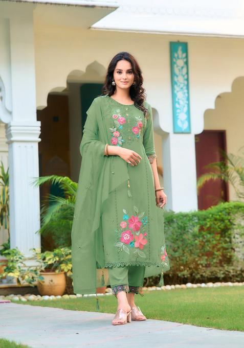 Green Embroidery Rayon Kurta Set