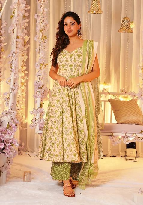 Off White Digital Print Maslin&nbsp; Kurta Set