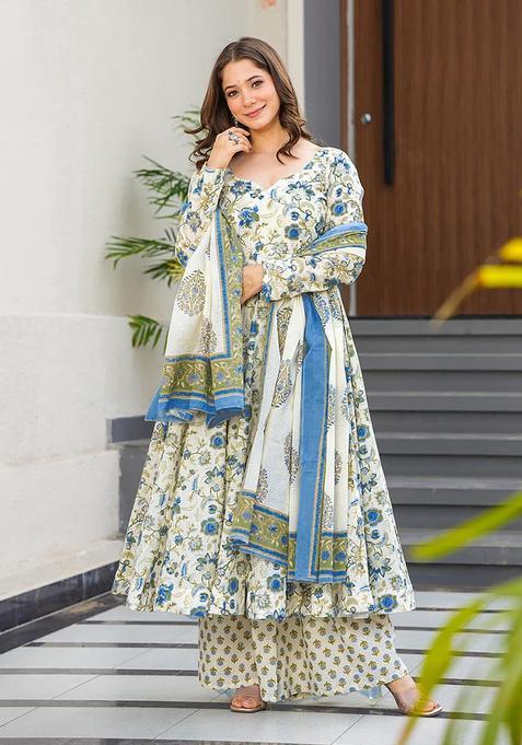 White Digital Print Maslin&nbsp; Kurta Set