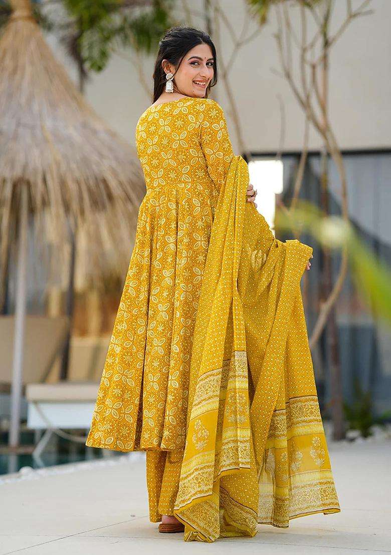 Yellow Digital Print Muslin Kurta Set - Indya
