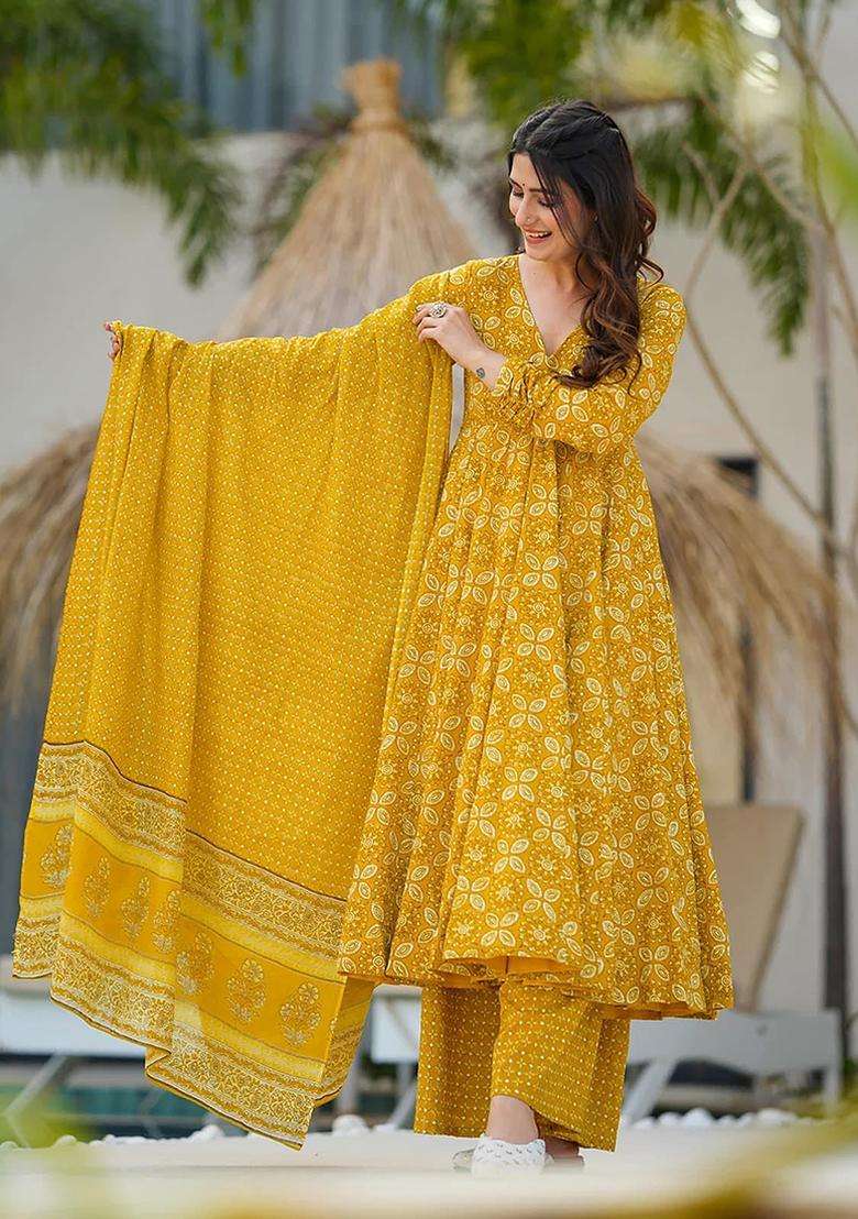 Yellow Digital Print Muslin Kurta Set - Indya