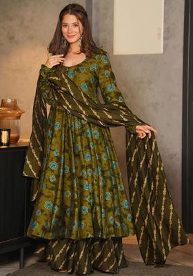 Green Digital Print Muslin Kurta Set