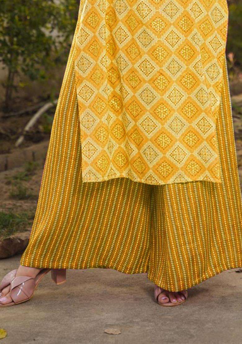 Yellow Digital Print Rayon Kurta Set - Indya