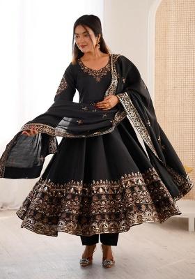 Black Embroidery Silk Gown