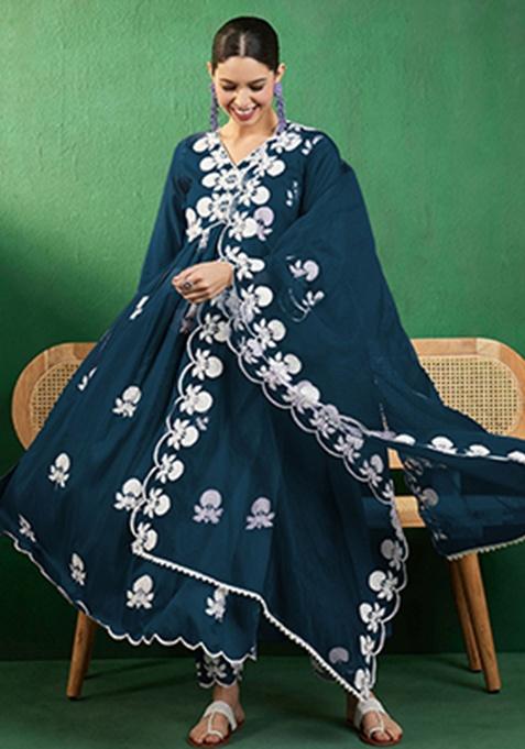 Kerosene Embroidery Rayon Kurta Set