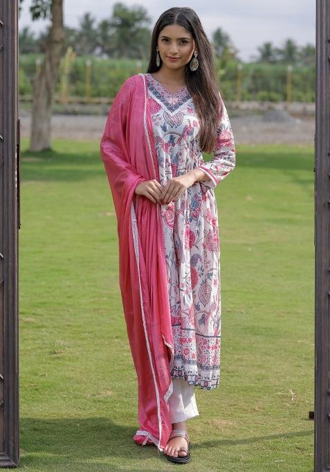 Off White Embroidery Rayon Kurta Set