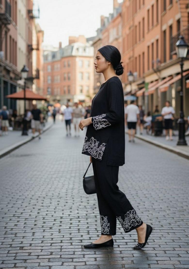 Black Abstract Print Silk Kurta Set - Indya