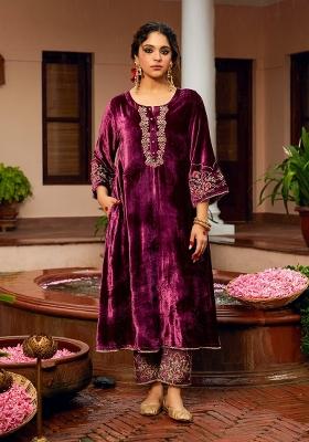 Maroon Embroidery Velvet Kurta Set