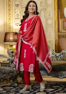 Red Abstract Print Rayon Kurta Set