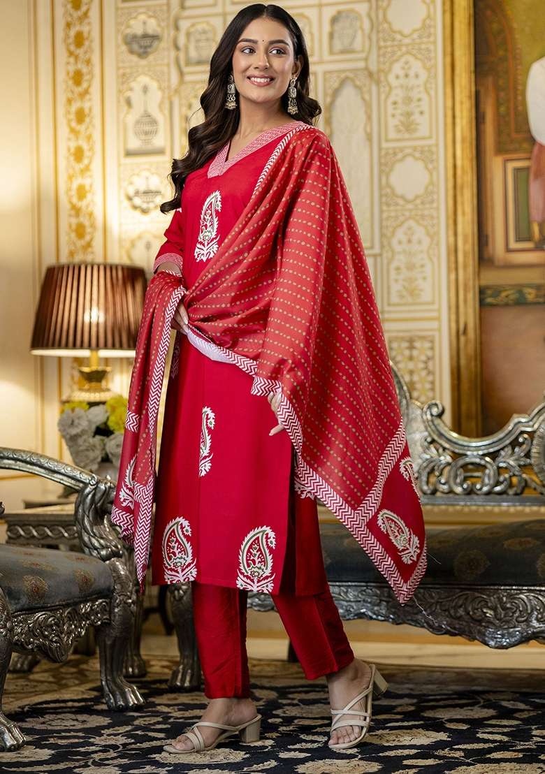 Red Embroidered Rayon Straight Kurta Set - Indya