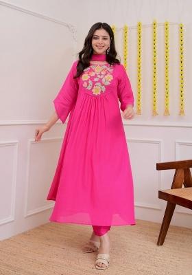 Pink Embroidery Chanderi Kurta Set