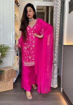 Pink Embroidery Chiffon Kurta Set