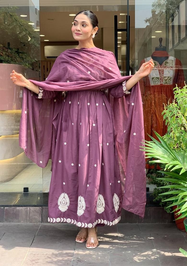 Purple Embroidery Chanderi Kurta Set - Indya