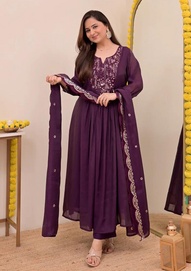 Wine Embroidery Chanderi Kurta Set - Indya