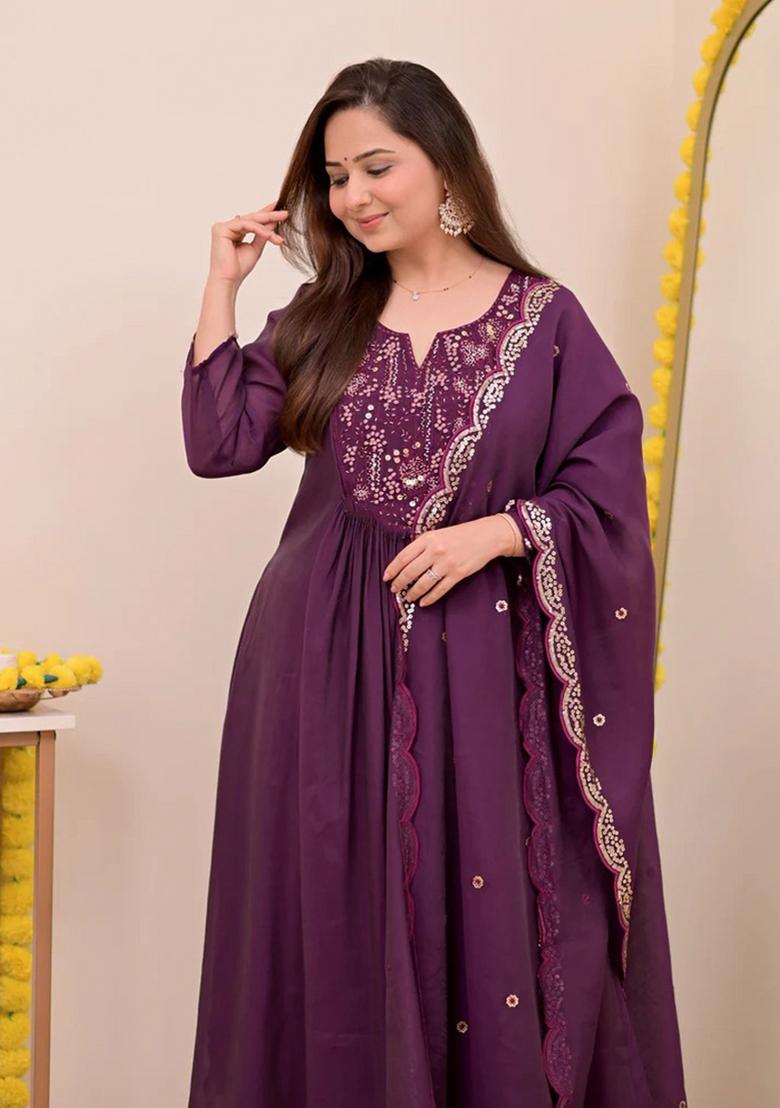 Wine Embroidery Chanderi Kurta Set - Indya