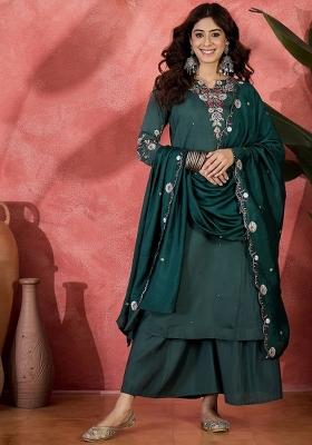 Green Abstract Print Chanderi Kurta Set