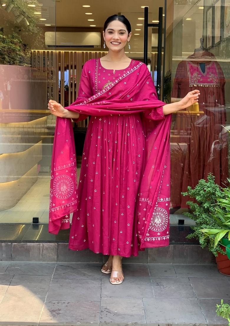 Pink Embroidery Rayon Kurta Set - Indya