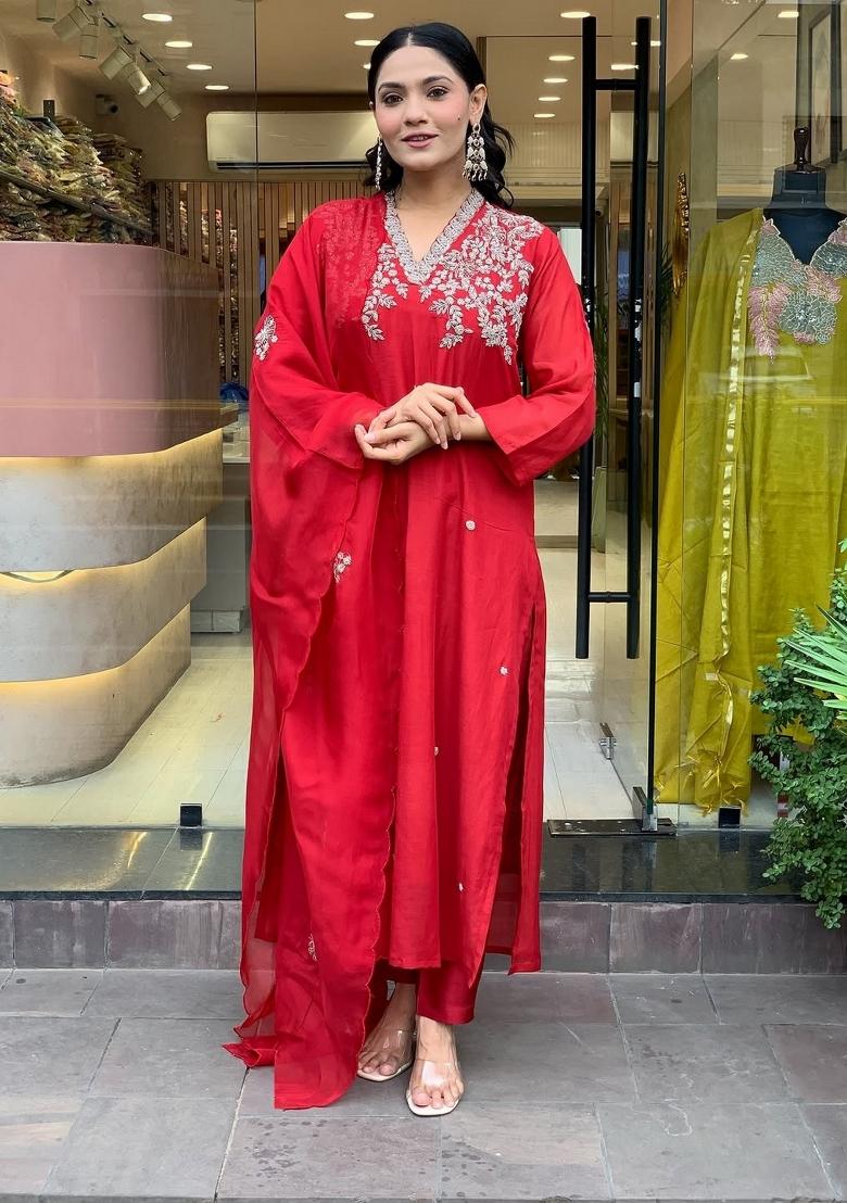 Red Embroidery Silk Kurta Set - Indya