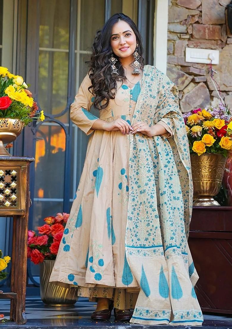 Off White Abstract Print Silk Kurta Set - Indya