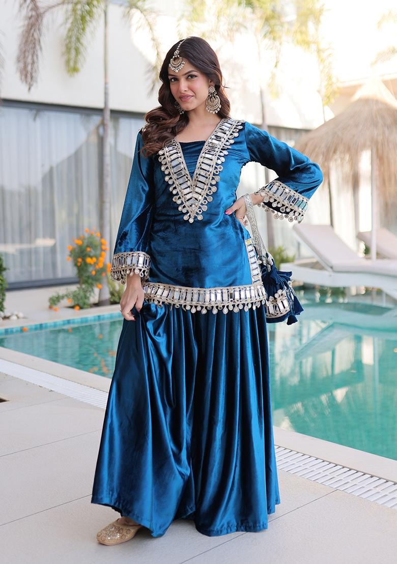 Green Embroidery Velvet Kurta Set - Indya