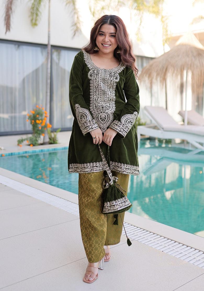 Green Embroidery Velvet Kurta Set - Indya