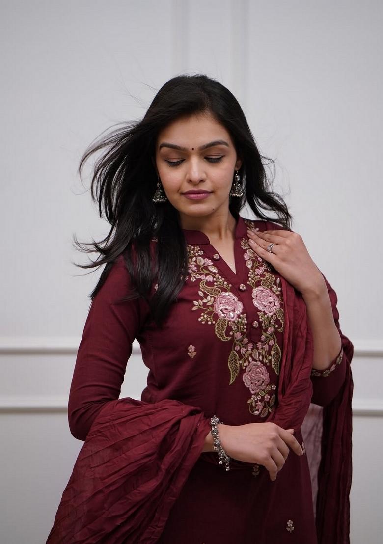 Maroon Embroidery Cotton Kurta Set - Indya
