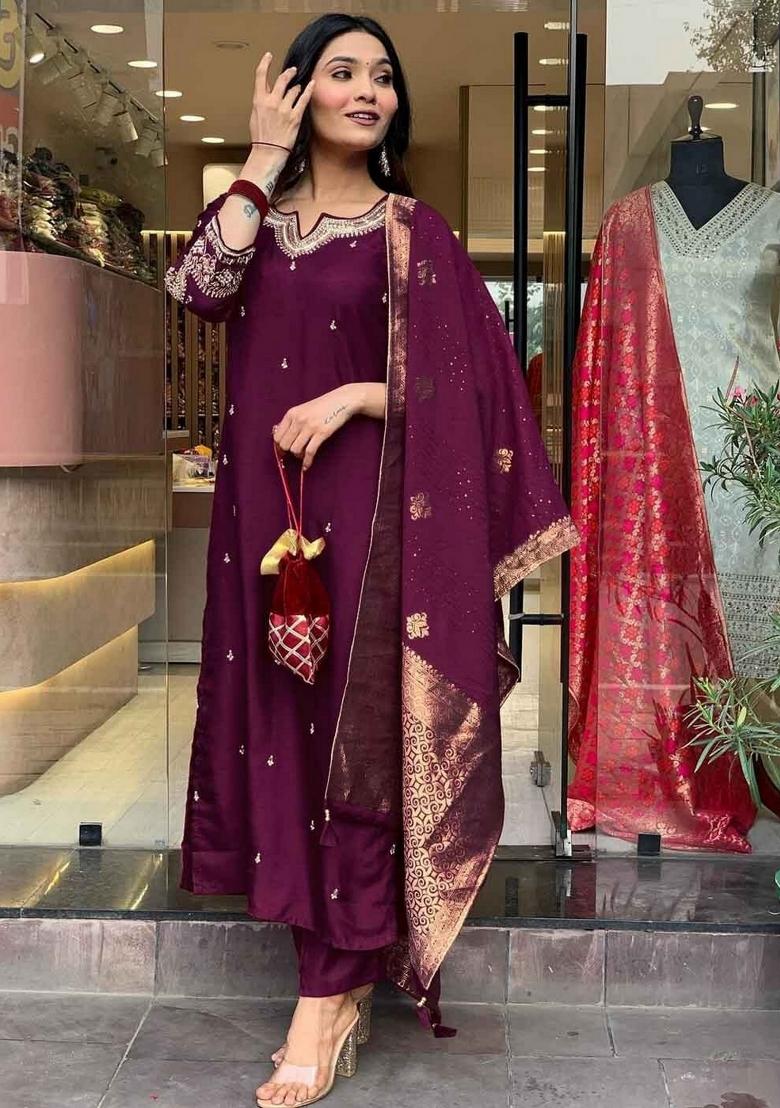 Burgundy Embroidery Cotton Kurta Set - Indya
