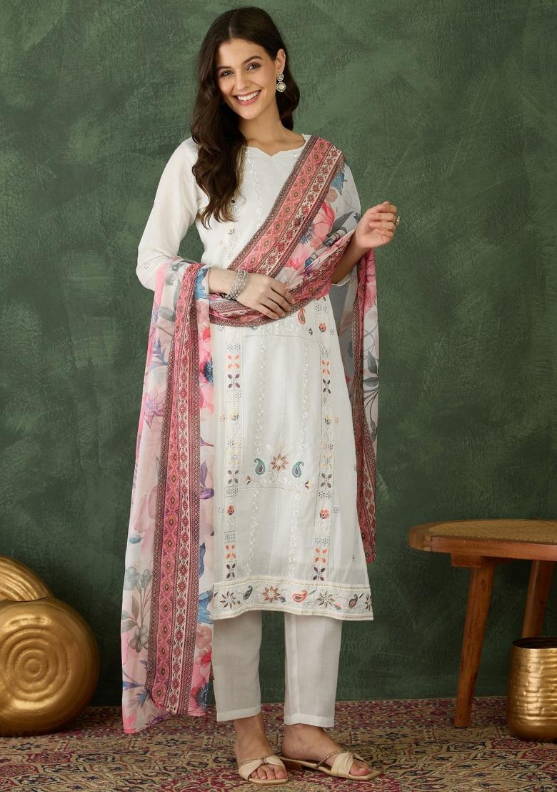 Off White Embroidery Cotton Kurta Set - Indya