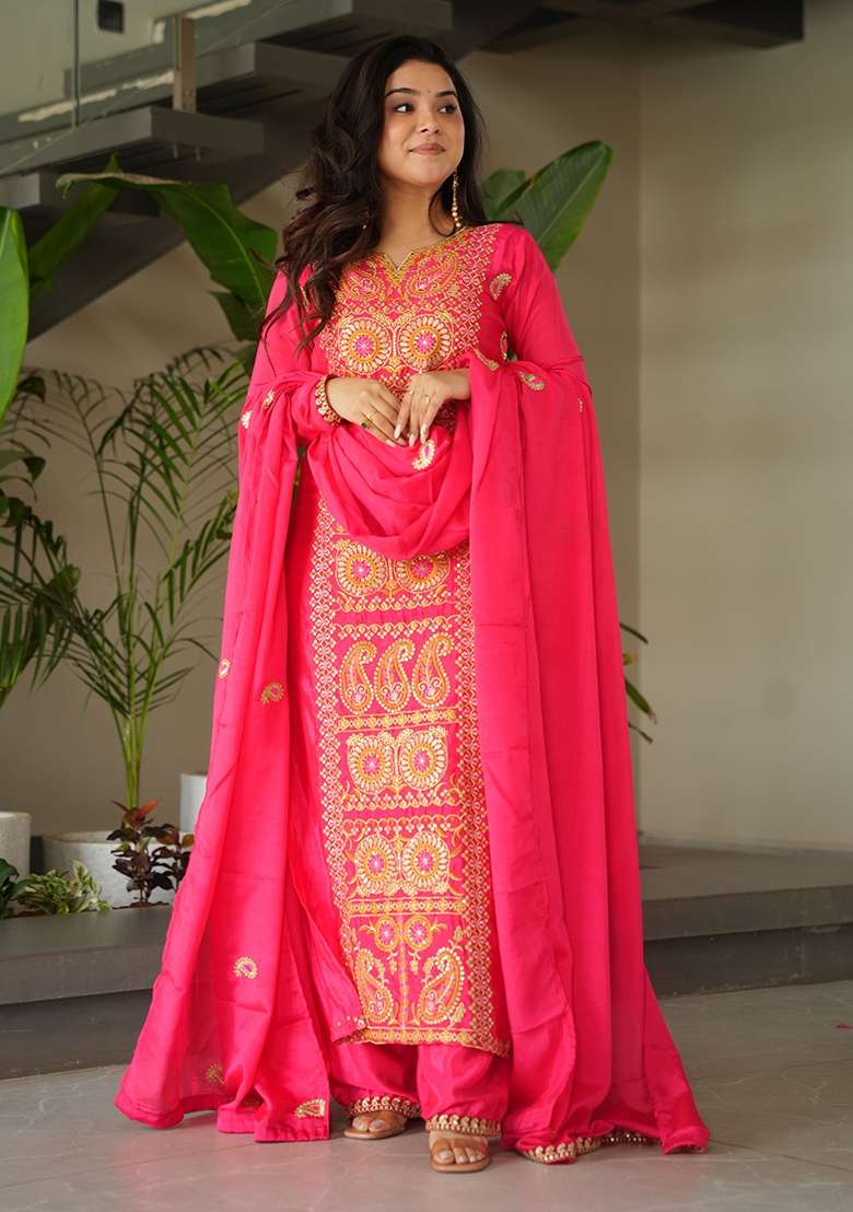 Red Embroidered Tissue Straight Kurta Set - Indya