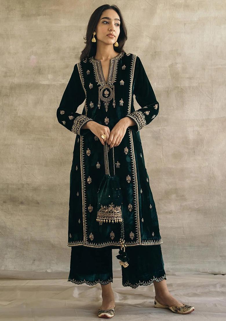 Dark Green Thread Work Velvet Kurta Set - Indya