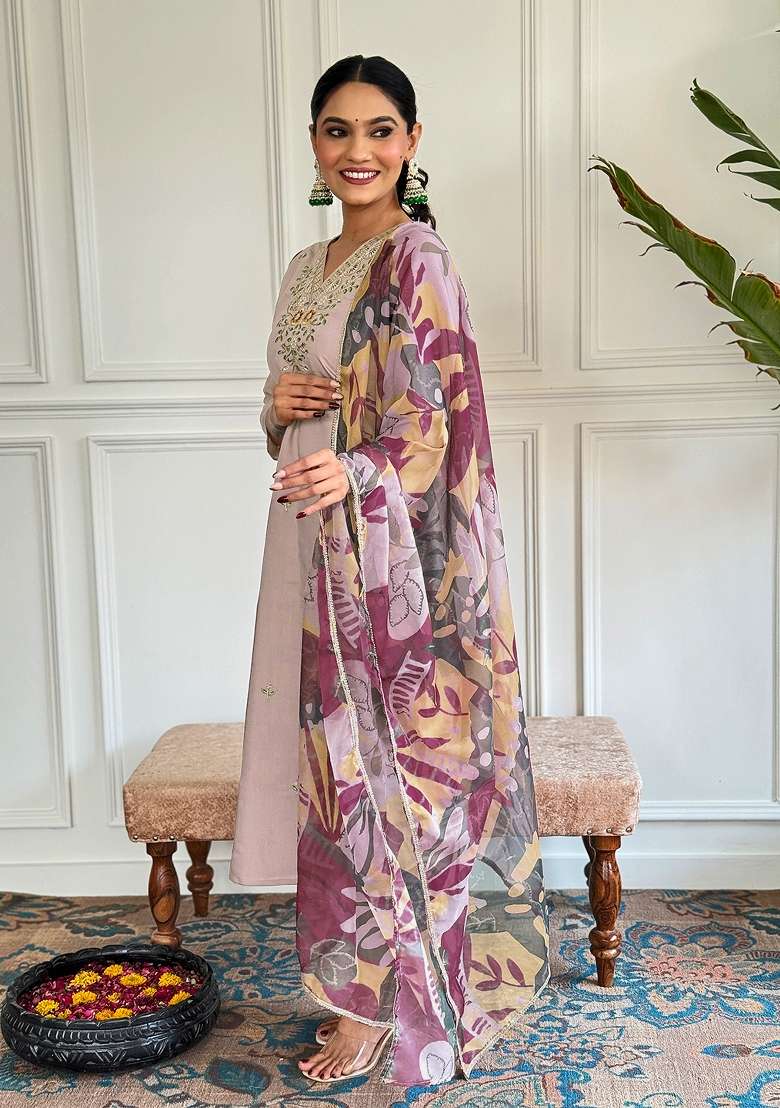 Beige Embroidered Chanderi Kurta Set - Indya