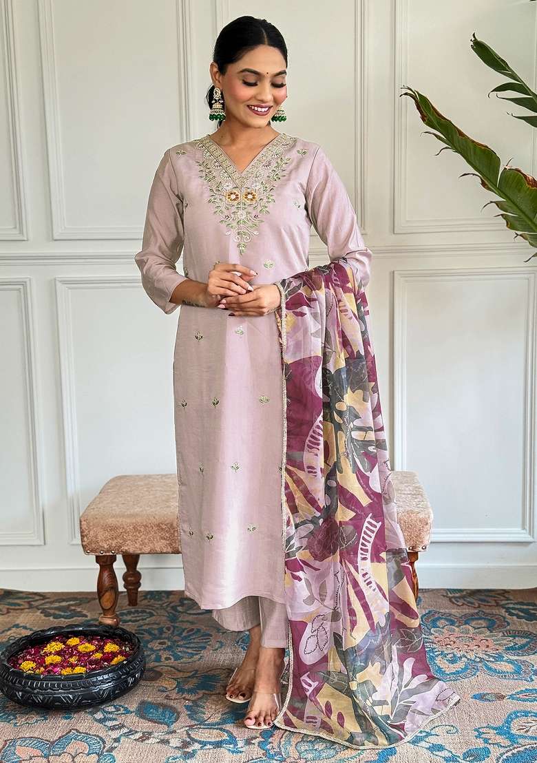 Beige Embroidered Chanderi Kurta Set - Indya