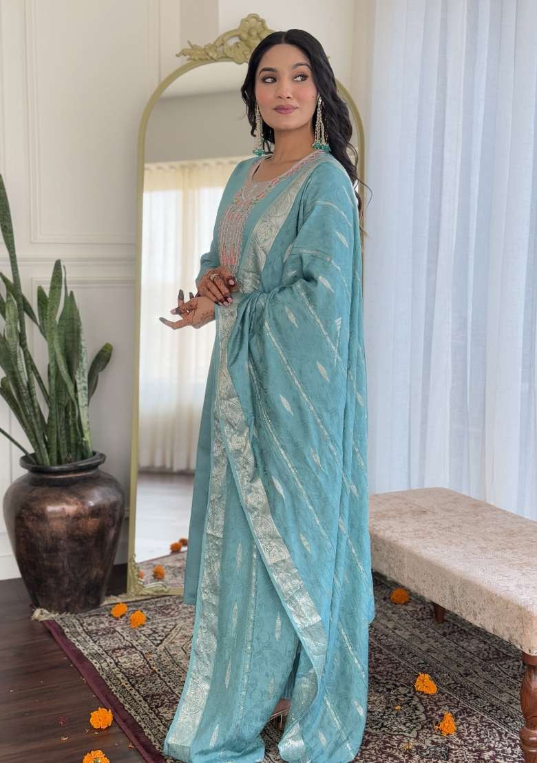 Turquoise Embroidered Chanderi Kurta Set - Indya