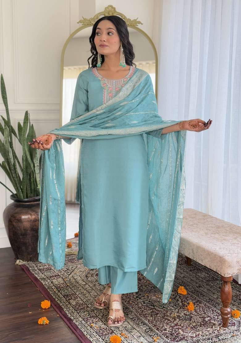 Turquoise Embroidered Chanderi Kurta Set - Indya