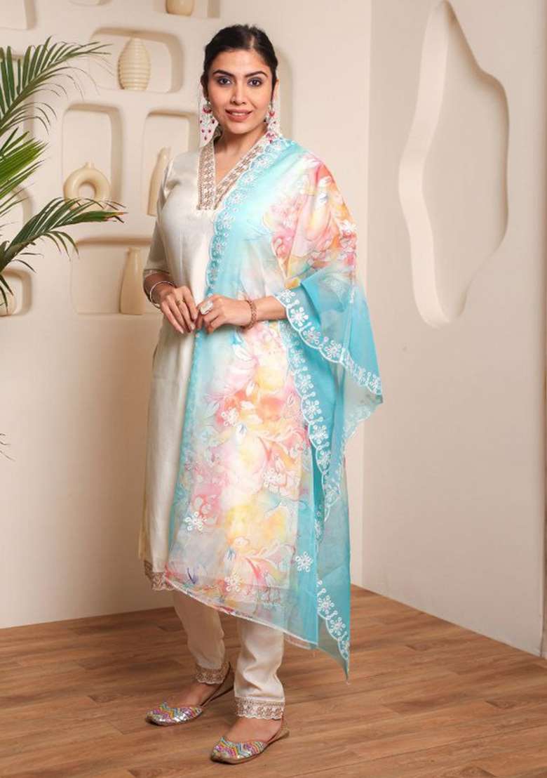 White Embroidered Chanderi Kurta Set - Indya