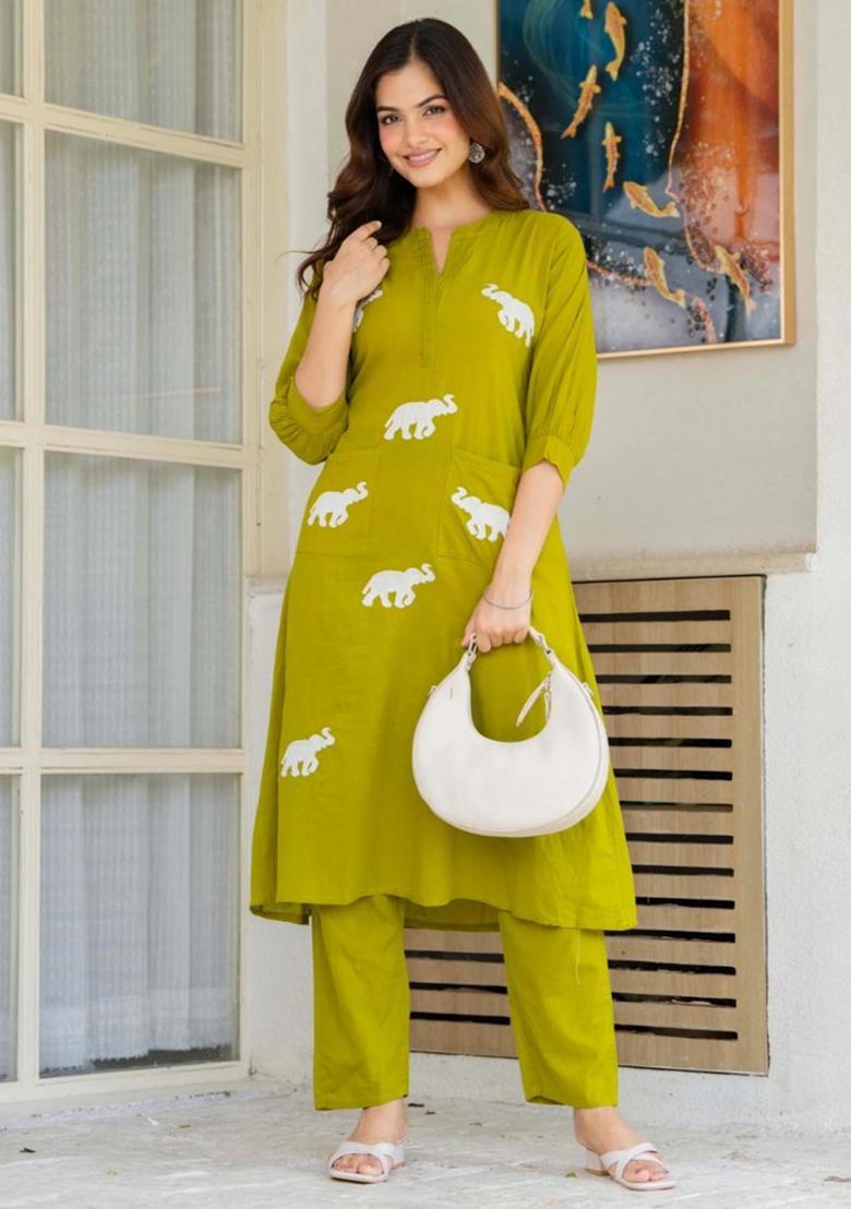 Green Embroidered Cotton Kurta Set - Indya