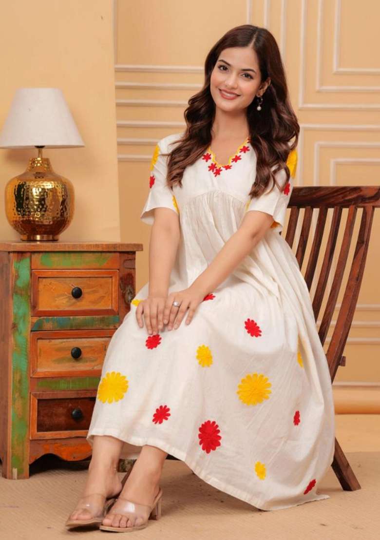 White Embroidered Cotton Kurta Set - Indya