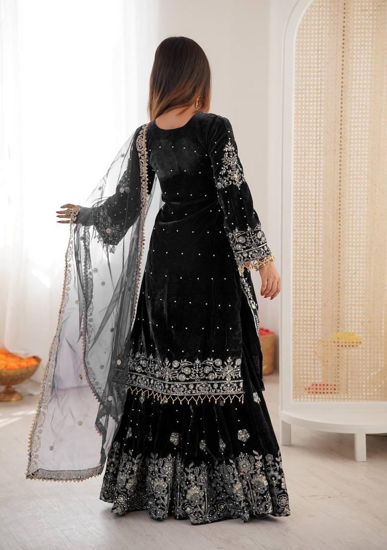 Black Embroidered Velvet Kurta Set - Indya
