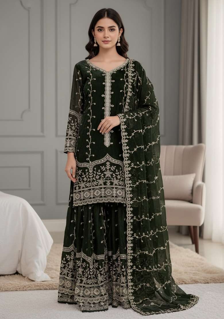Black Sequins Silk Blend Kurta Set - Indya
