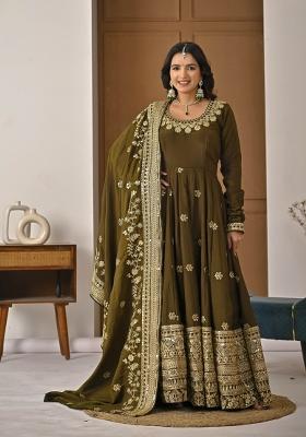 Mehendi Green Embroidered Silk Kurta Set