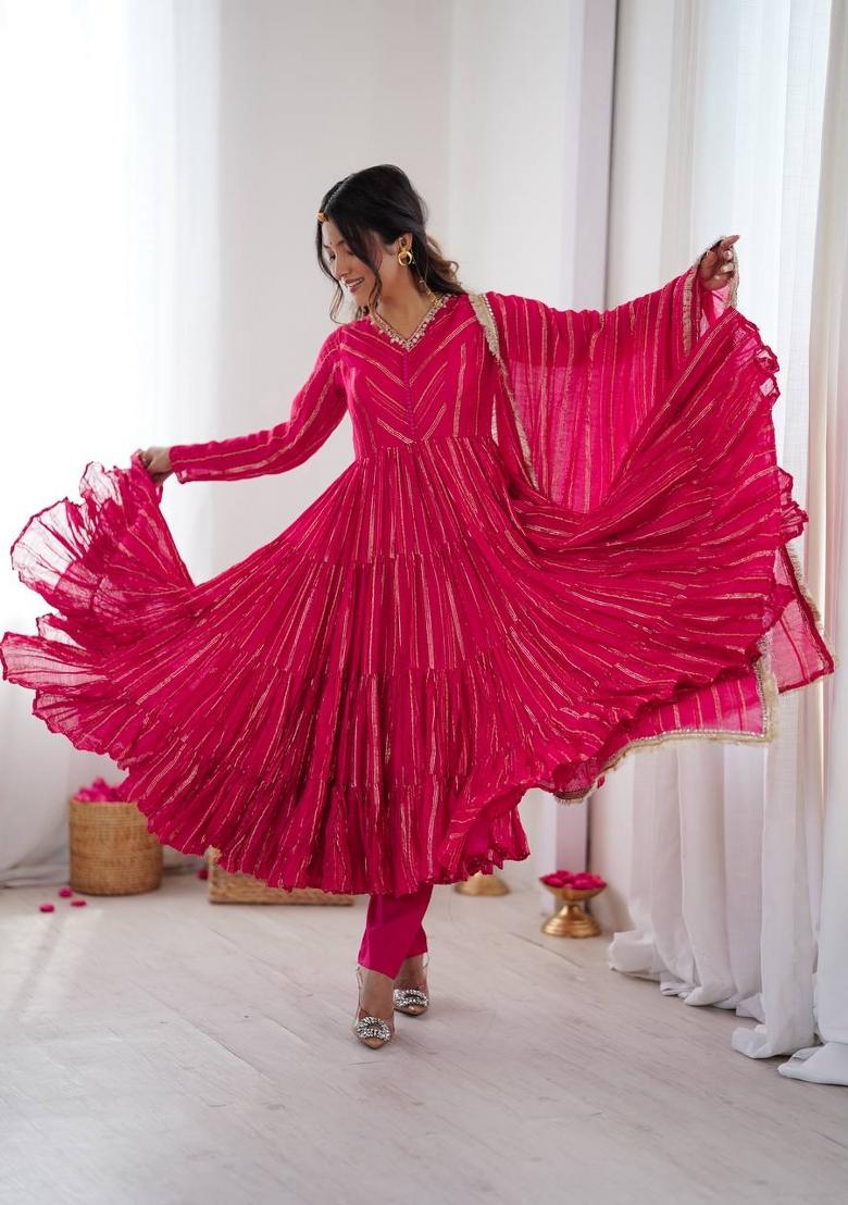 Pink Mirror Work Silk Kurta Set - Indya