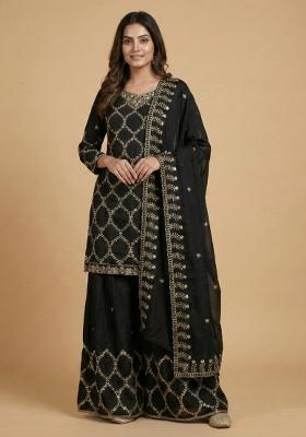 Black Embroidered Chinon Kurta Set